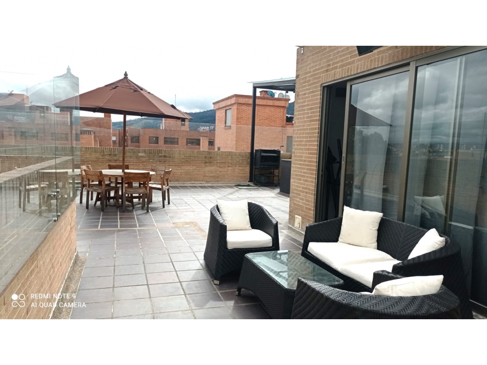 SANTA PAULA VENTA APARTAMENTO DÚPLEX 238.33 m2 CON BALCÓN TERRAZA