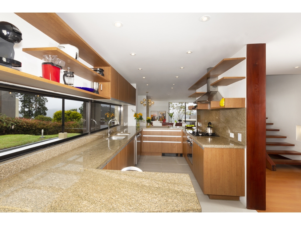 ARBORETTO VENTA CASA 248 M2 TERRENO 1197 M2 — foto 4