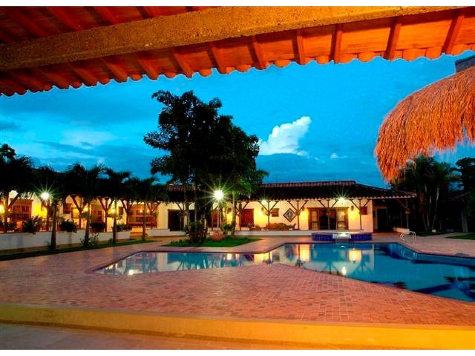 SE ALQUILA FINCA PARA EVENTOS,CERRITOS ,100 PERSONAS - 1