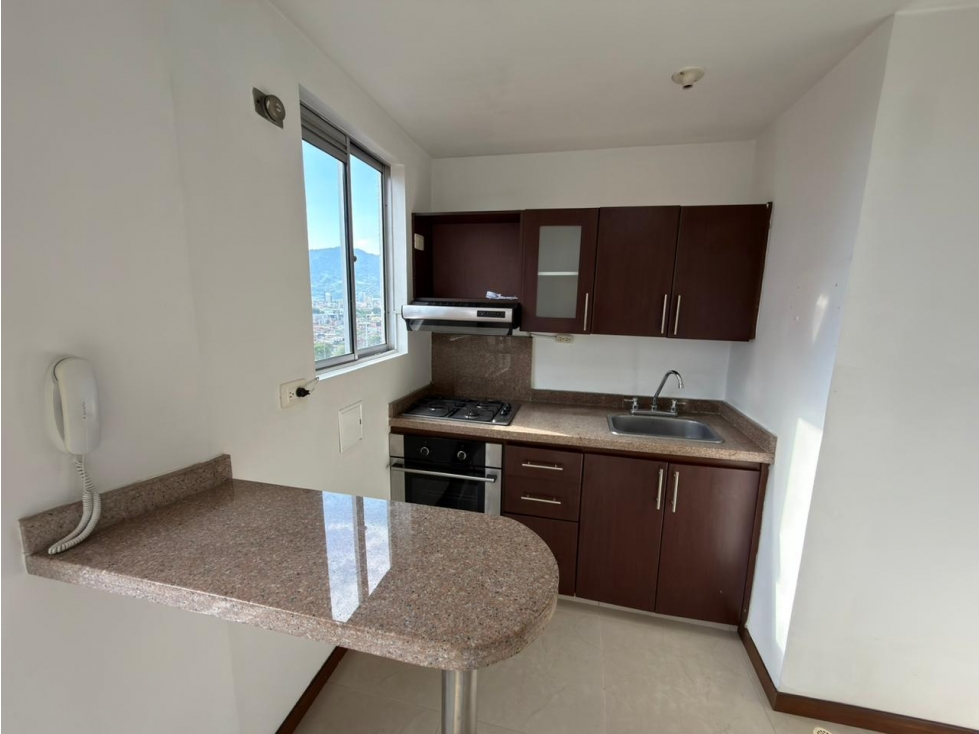 Se alquila apartamento de 2 habitaciones, Álamos — foto 3
