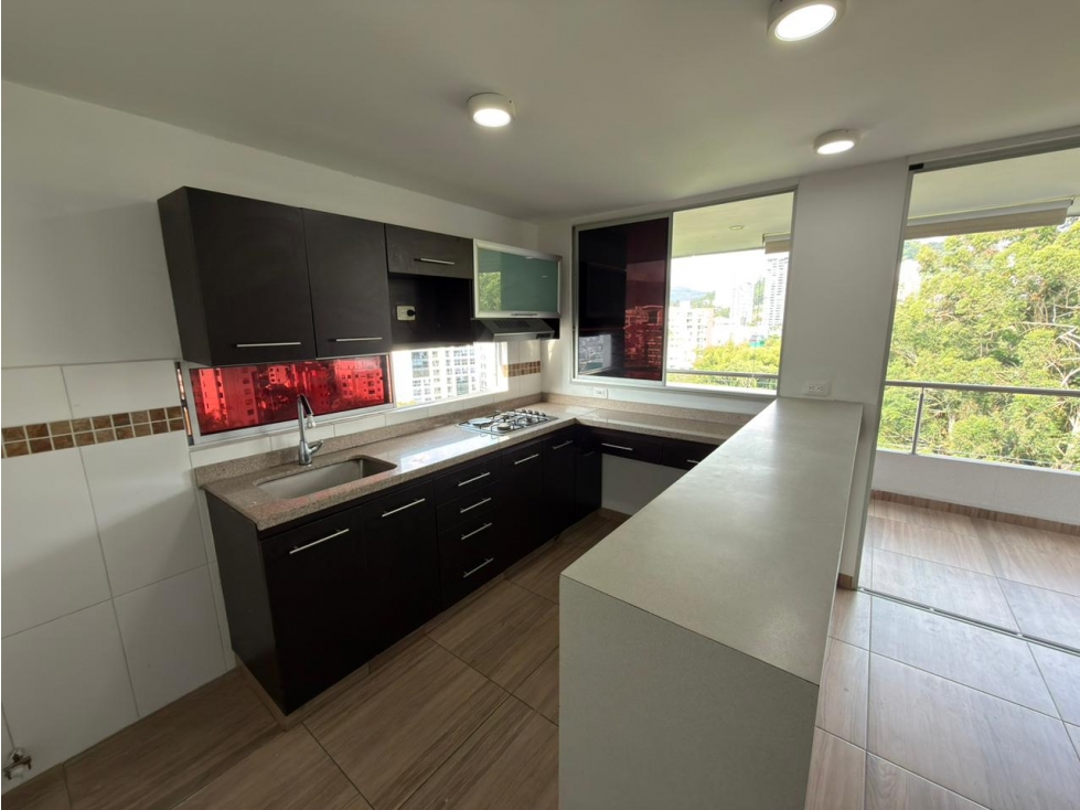 SE ALQUILA APARTAMENTO 3 HABITACIONES ALAMOS,PEREIRA