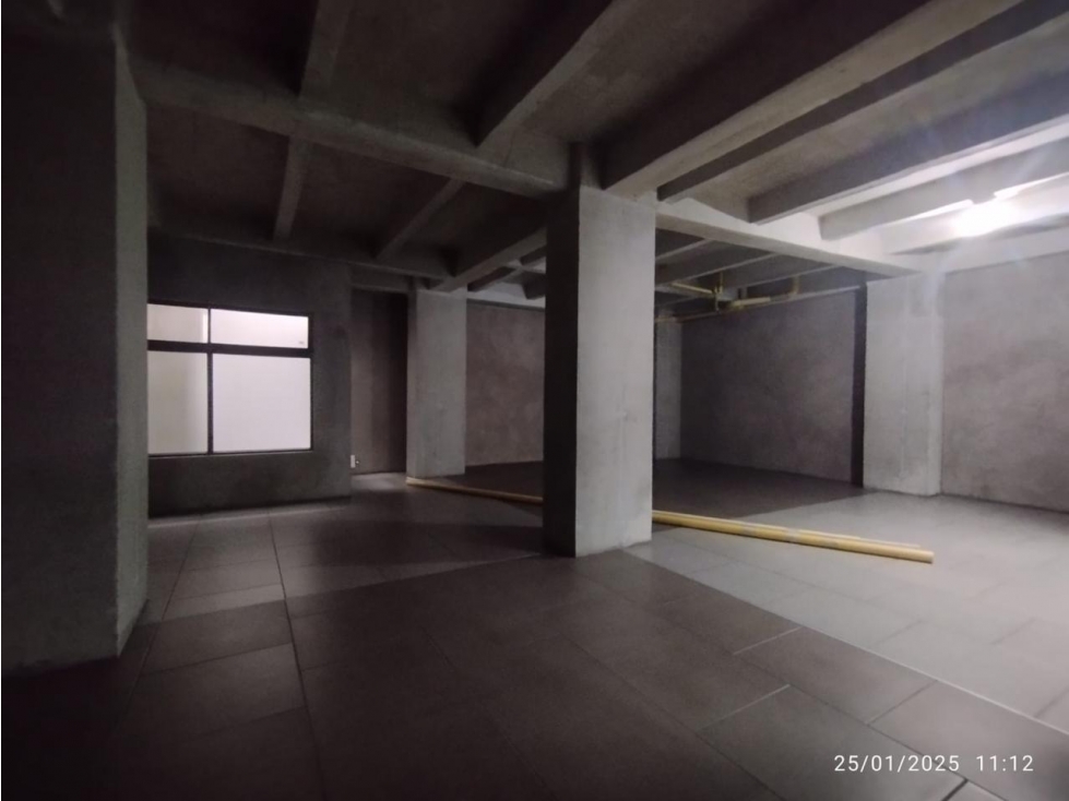 LOCALES EN VENTA ARANJUEZ DE 8M2 A 130M2