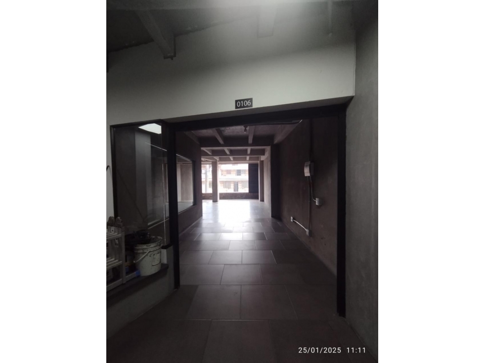 LOCALES EN VENTA ARANJUEZ DE 8M2 A 130M2 — foto 3