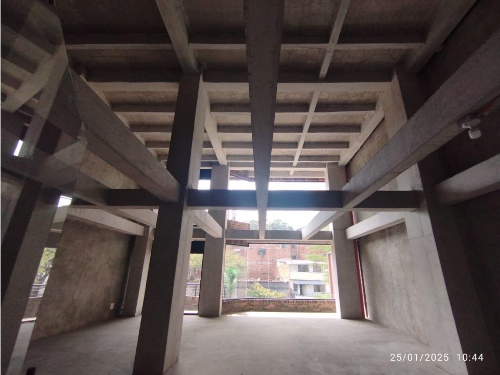 LOCALES EN VENTA ARANJUEZ DE 8M2 A 130M2 — foto 5