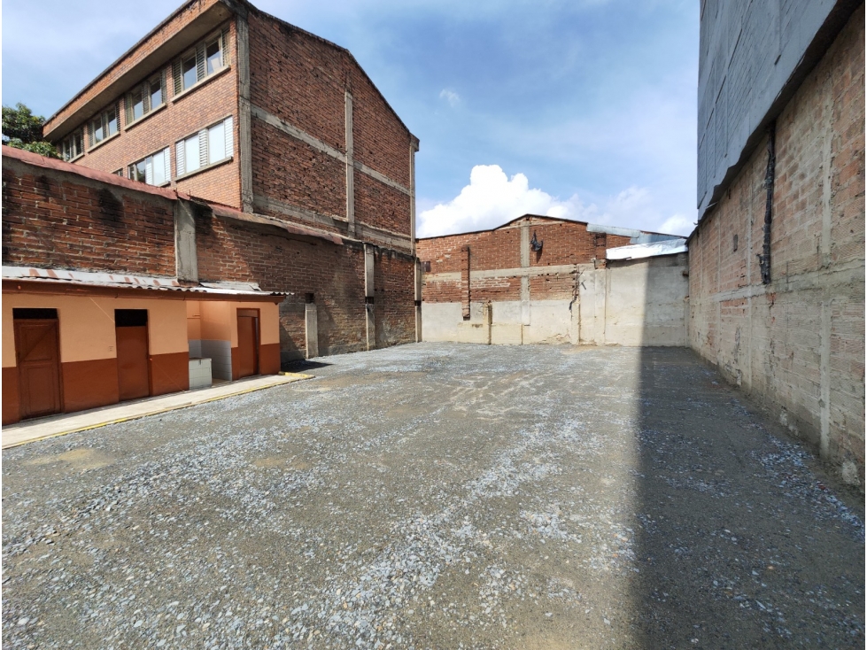 arriendo bodega o lote en barrio Colombia