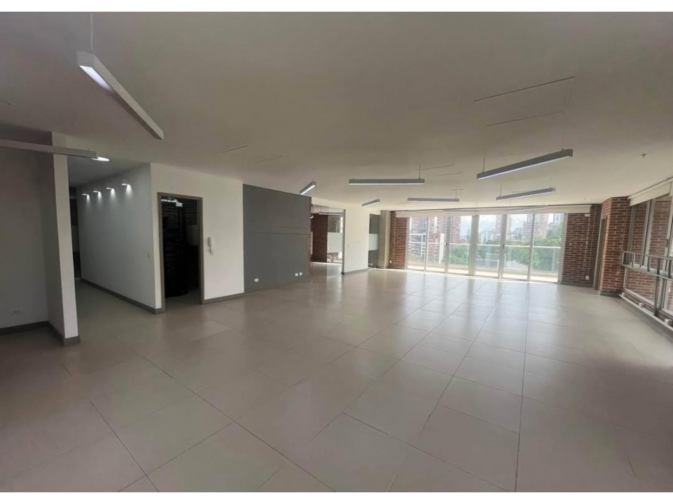 Oficina en Arriendo en Medellin