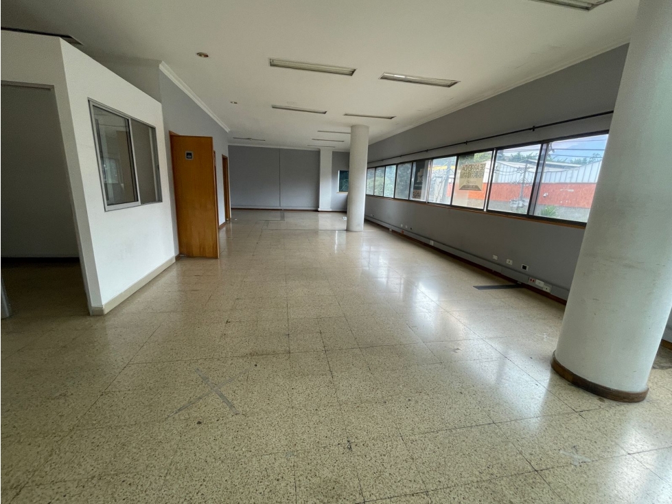 Arriendo bodega segundo piso en guayabal — foto 4