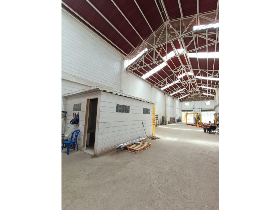 Bodega en Arriendo en Bello - 2
