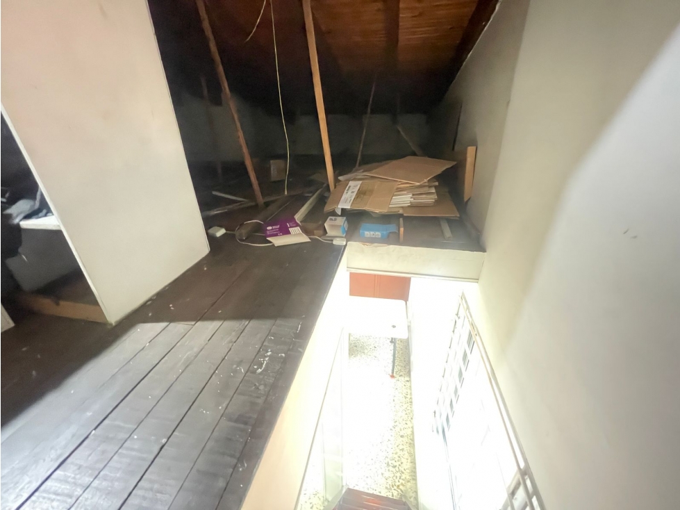 Arriendo oficina en c. comercial la américa — foto 5