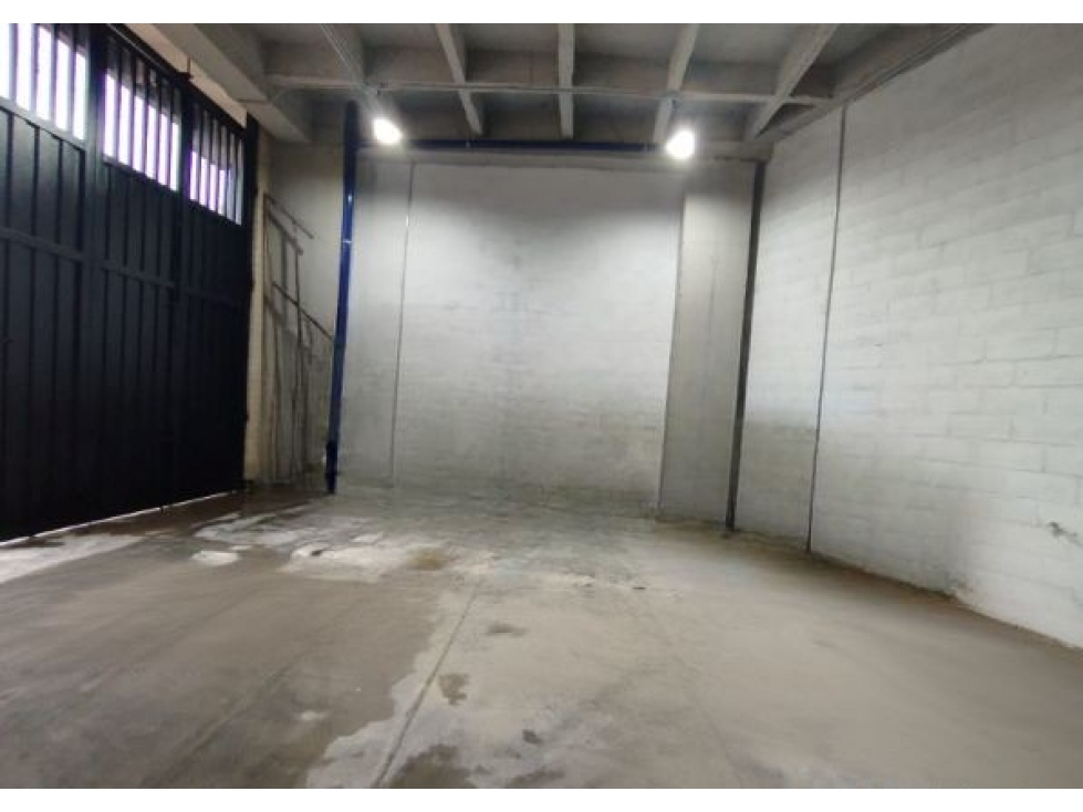 Arriendo bodega en trinidad — foto 3