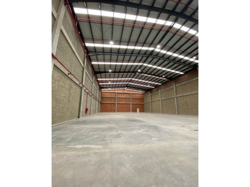 Arriendo Bodega en Rionegro - 2