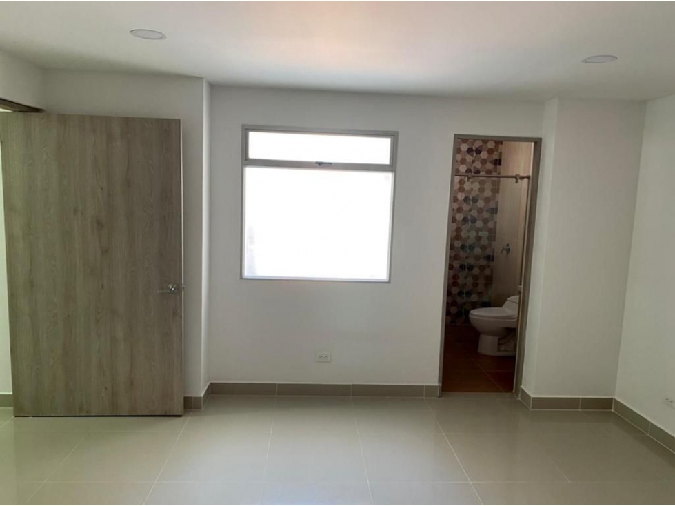 Arriendo Apartamento En La Castellana — foto 5