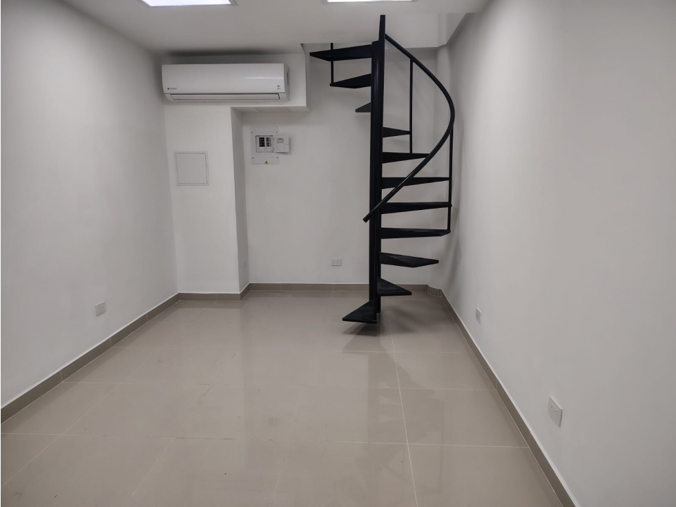 Arriendo Local en C.C Monterrey — foto 2