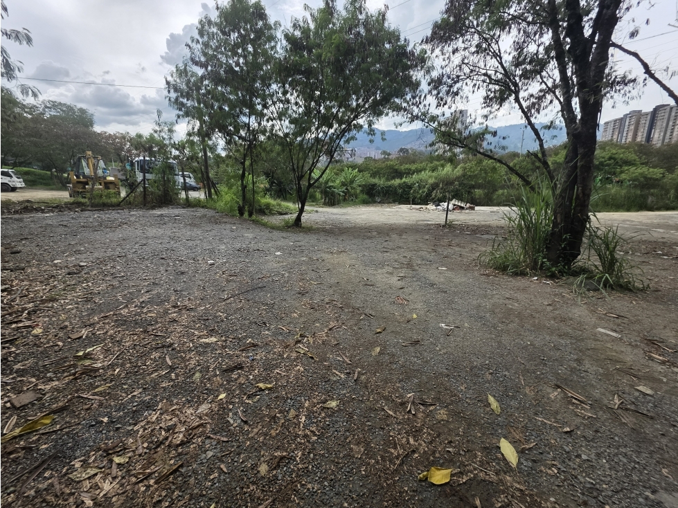 Lote en Arriendo en Bello - 1