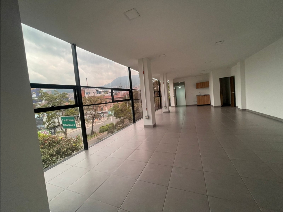 Bodega en Arriendo en Medellin