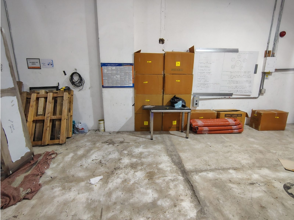 Arriendo bodega en Medellín — foto 2