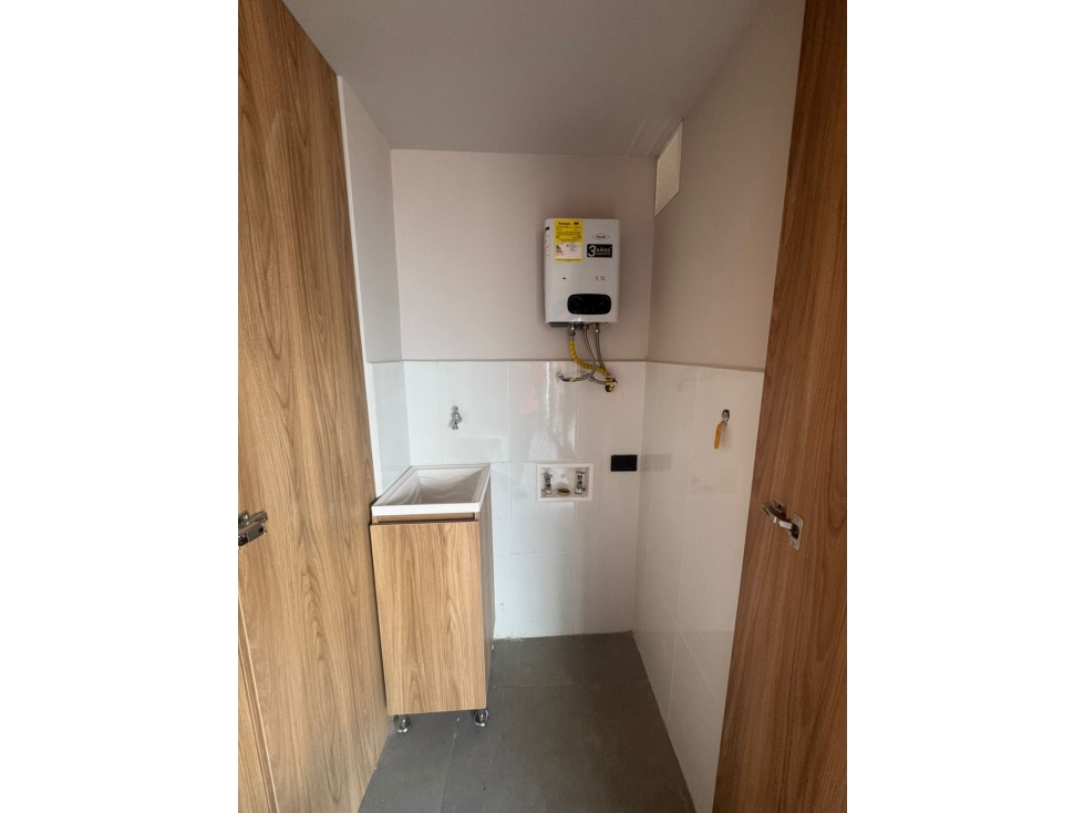 Arriendo Apartaestudio en Conquistadores — foto 4