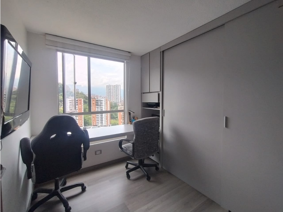 Arriendo apartamento en la loma de san Julián — foto 4