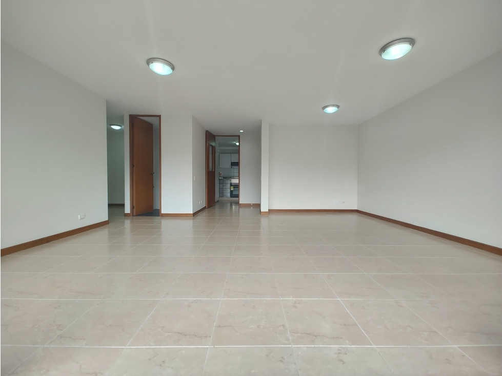 Se Arrienda Apartamento en Poblado sector la Frontera — foto 4