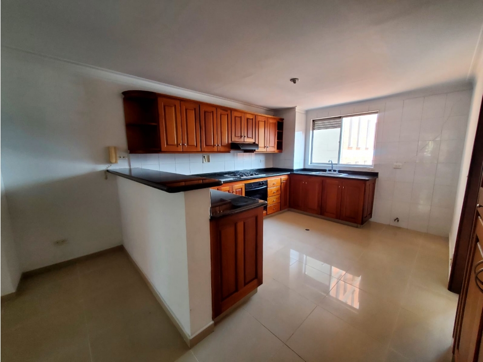 SE ARRIENDA APARTAMENTO EN EL NOGAL - 2