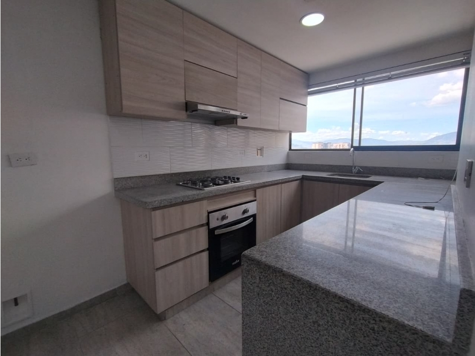 SE ARRIENDA APARTAMENTO EN SABANETA SECTOR MAYORCA — foto 3