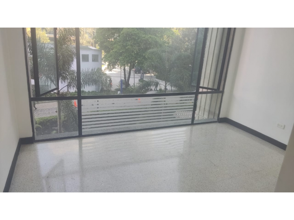 Local en Arriendo en Medellin — foto 2