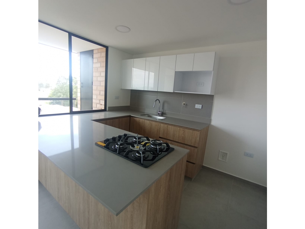 APARTAMENTO EN ARRIENDO SAN ANTONIO