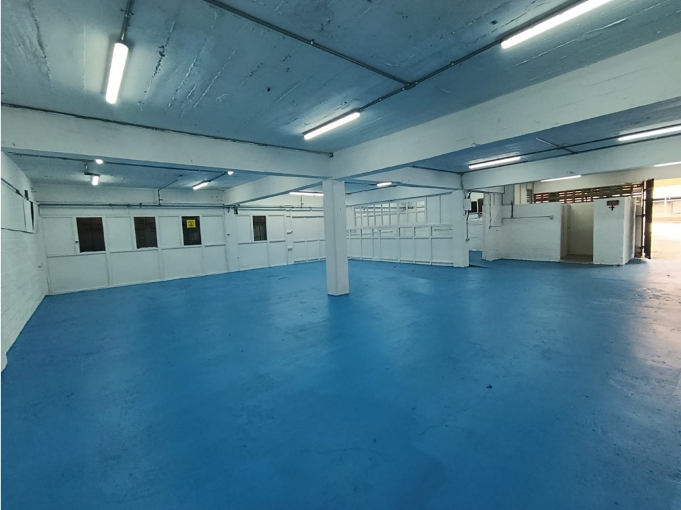 Bodega en Arriendo en Bello — foto 4