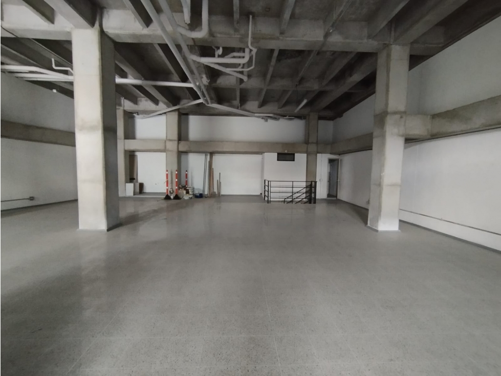 Bodega en Arriendo en Itagui - 1