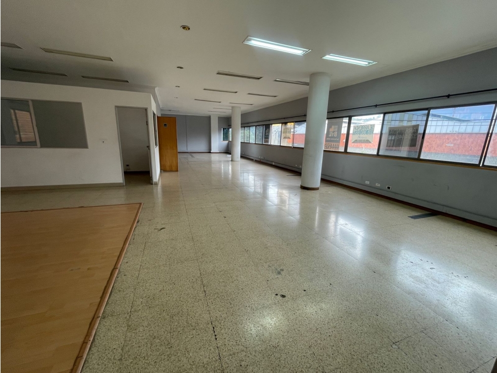 Arriendo bodega segundo piso en guayabal
