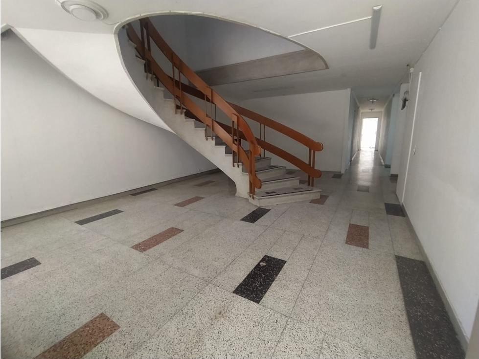 Casa Comercial En Florida Nueva
