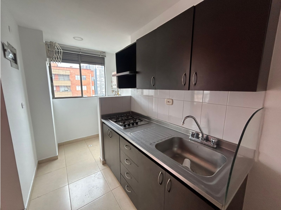 Vendo apartamento en loma del indio