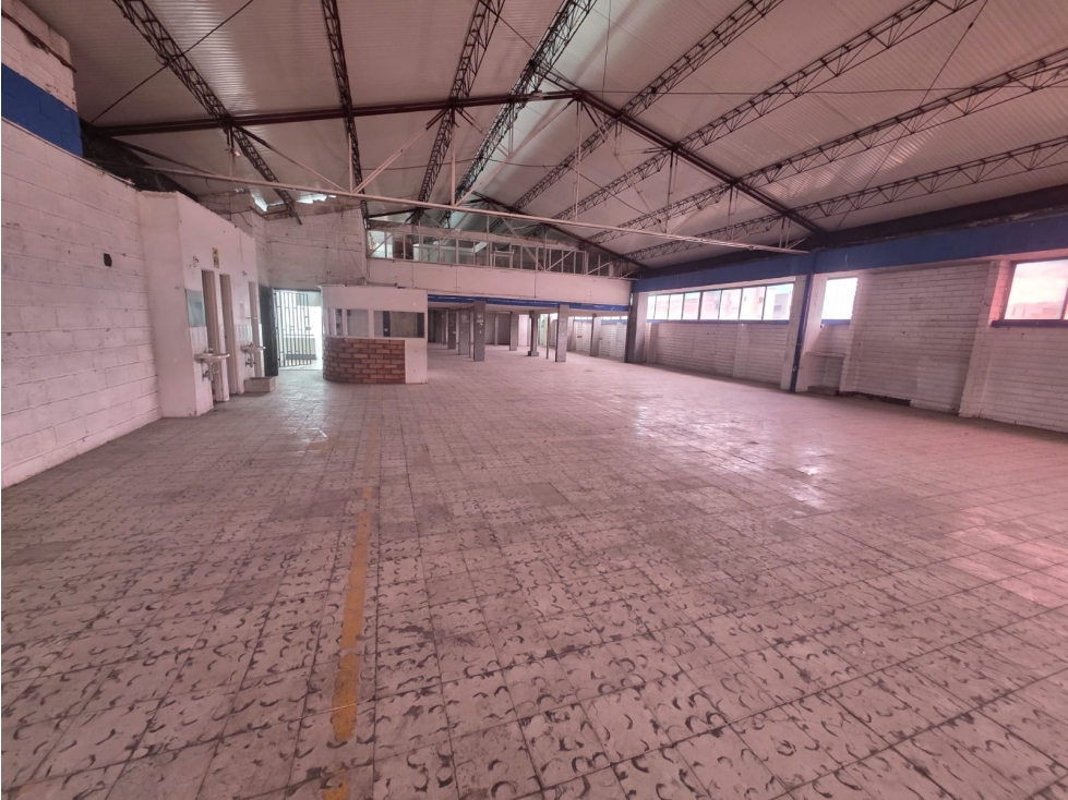 Bodega en Arriendo en Barrio Colombia — foto 2