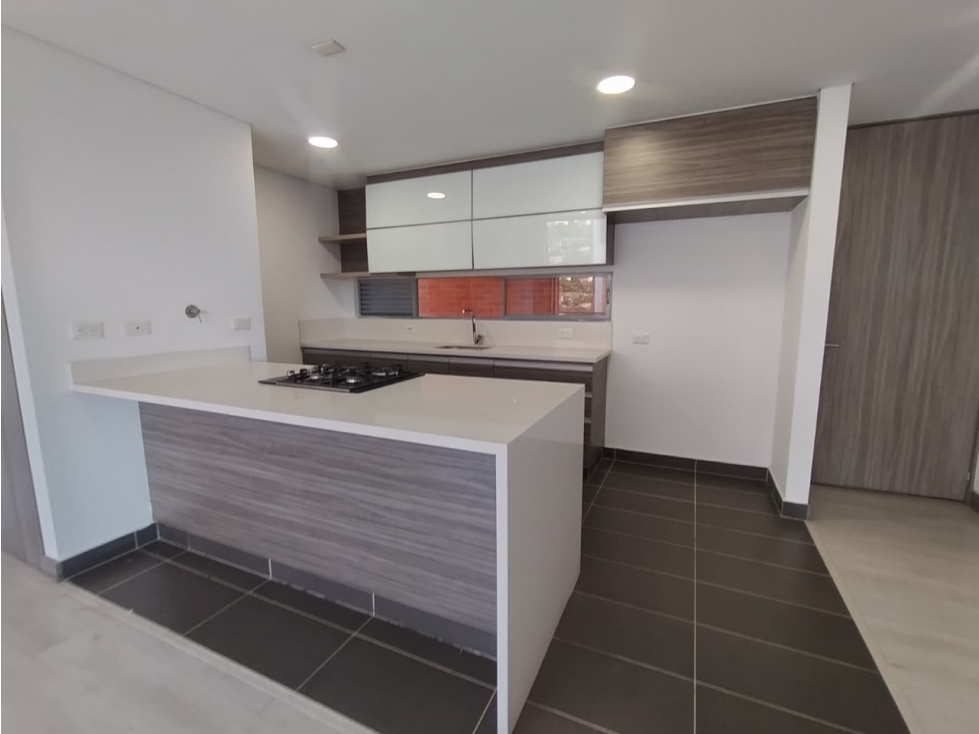 Se arrienda Apartamento en envigado loma de las brujas