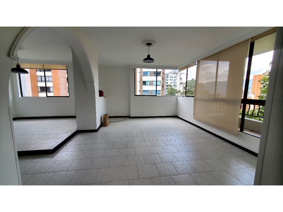 Se arrienda Apartamento en el poblado