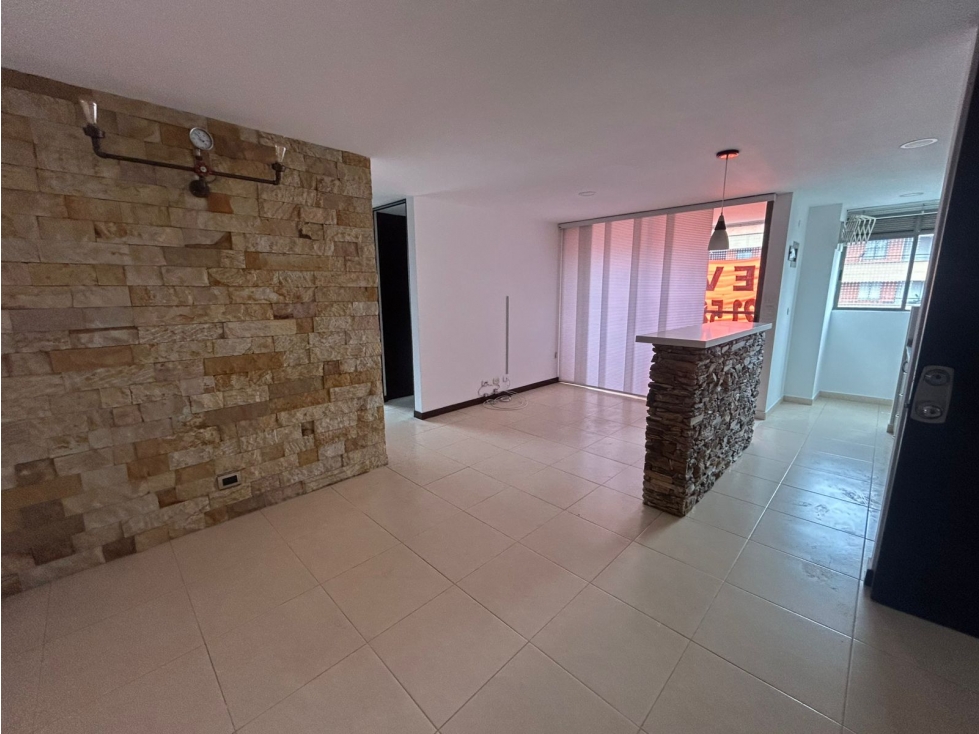 Vendo apartamento en loma del indio — foto 2