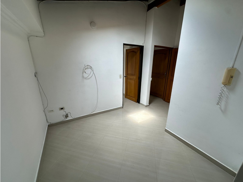 ARRIENDO APARTAMENTO EN LA FLORESTA — foto 2