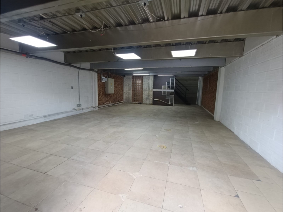 Bodega en Arriendo en Medellin - 1