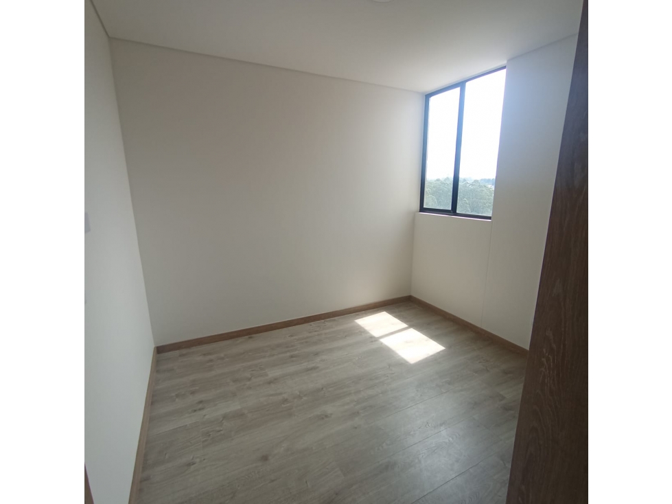 APARTAMENTO EN ARRIENDO SAN ANTONIO — foto 4