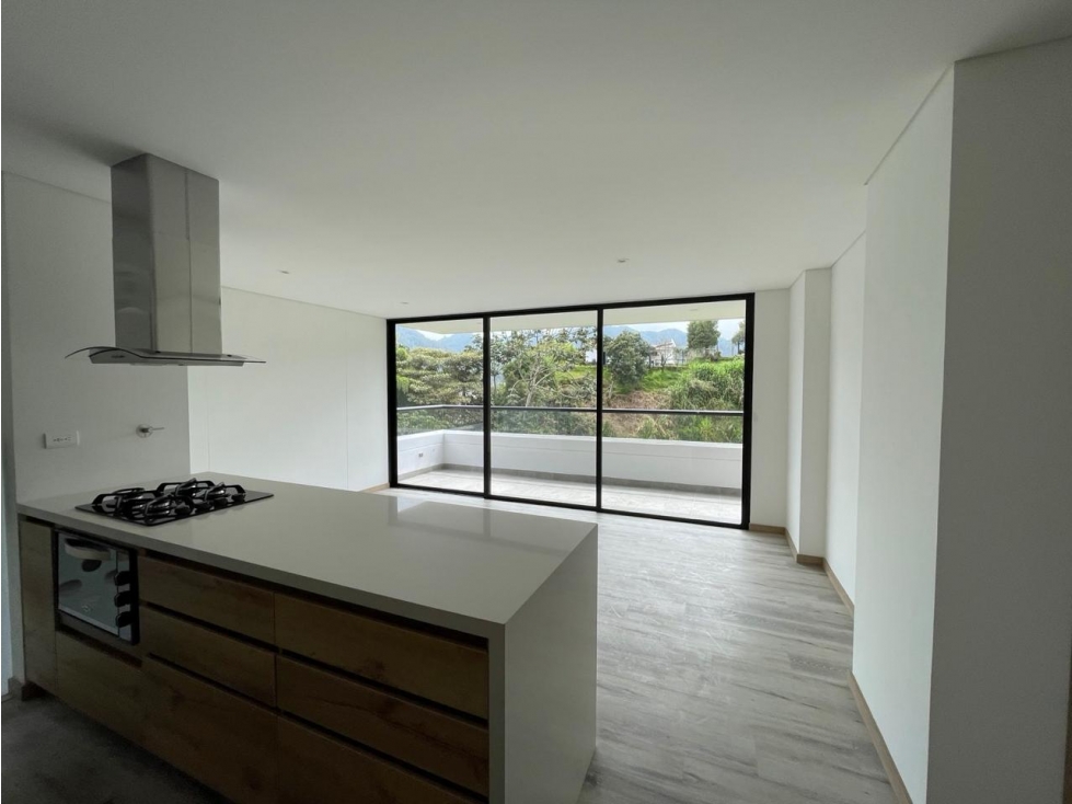 Se renta apartamento en el retiro