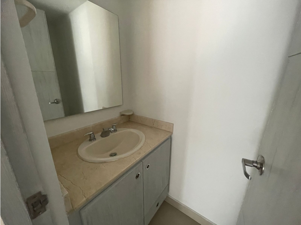 Arriendo apartamento en loma del campestre poblado — foto 5