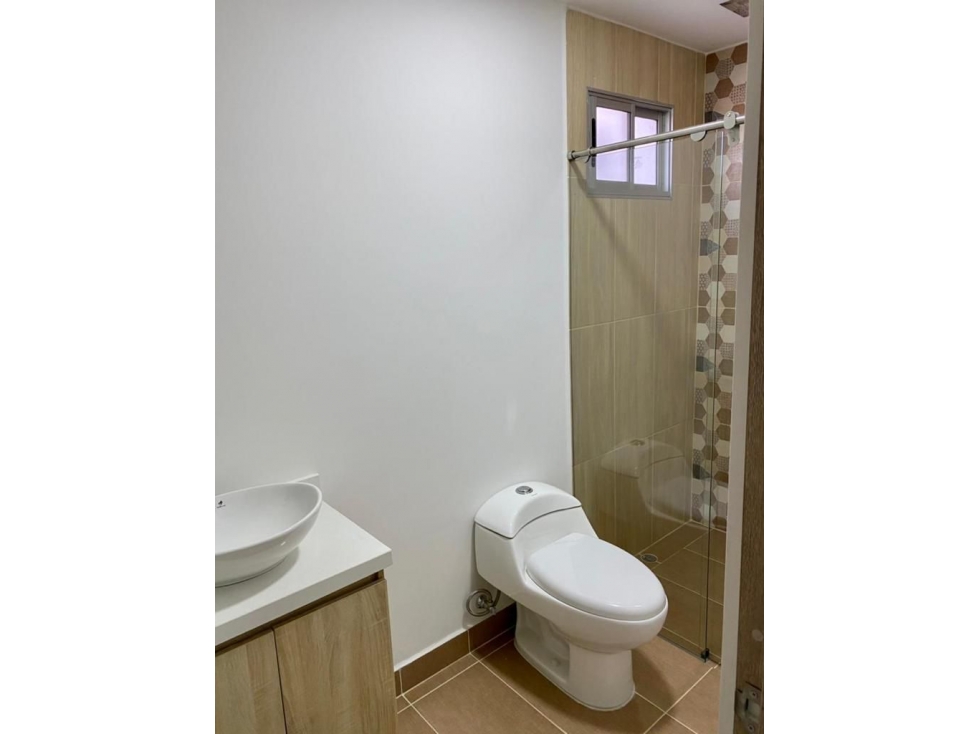 Arriendo Apartamento En La Castellana — foto 6