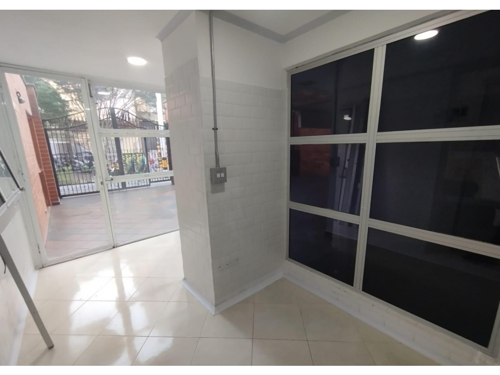 Local en Arriendo en Medellin — foto 2