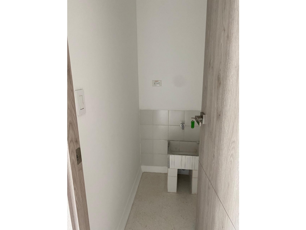 Vendo consultorio en Sabaneta Mayorca - 5