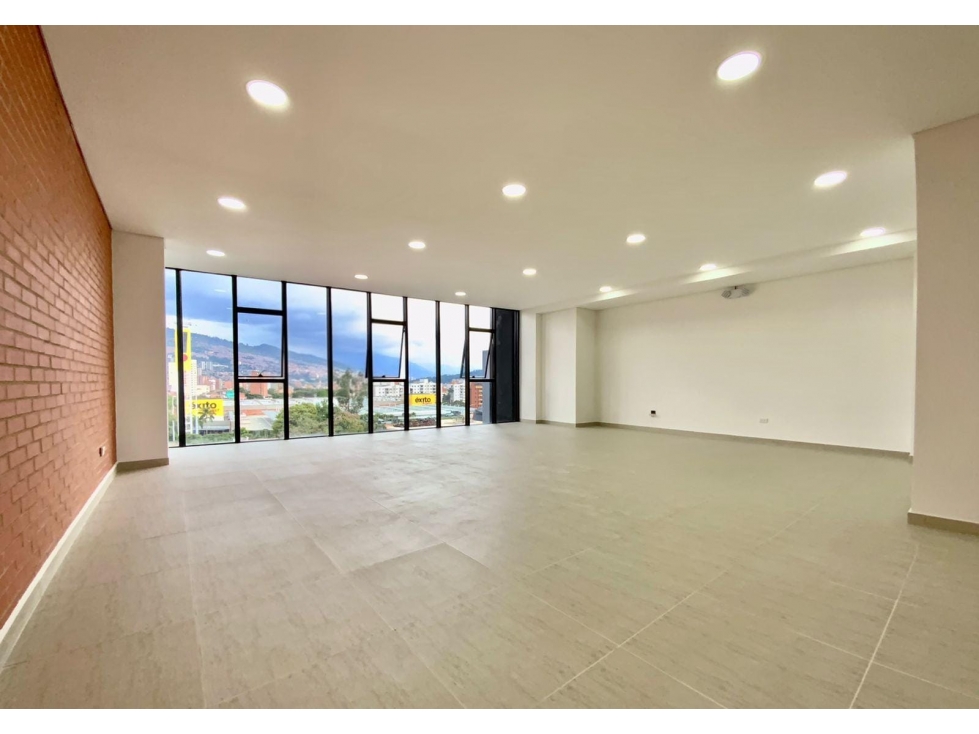 Oficina en Arriendo en Laureles — foto 2