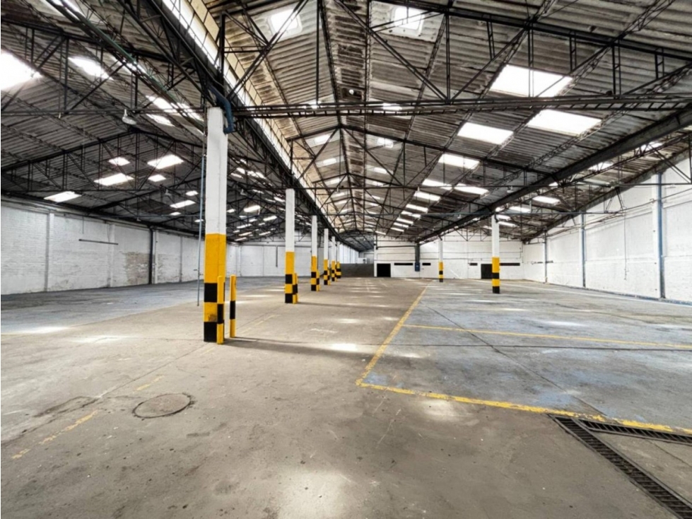 Bodega en Arriendo en Itagui - 2