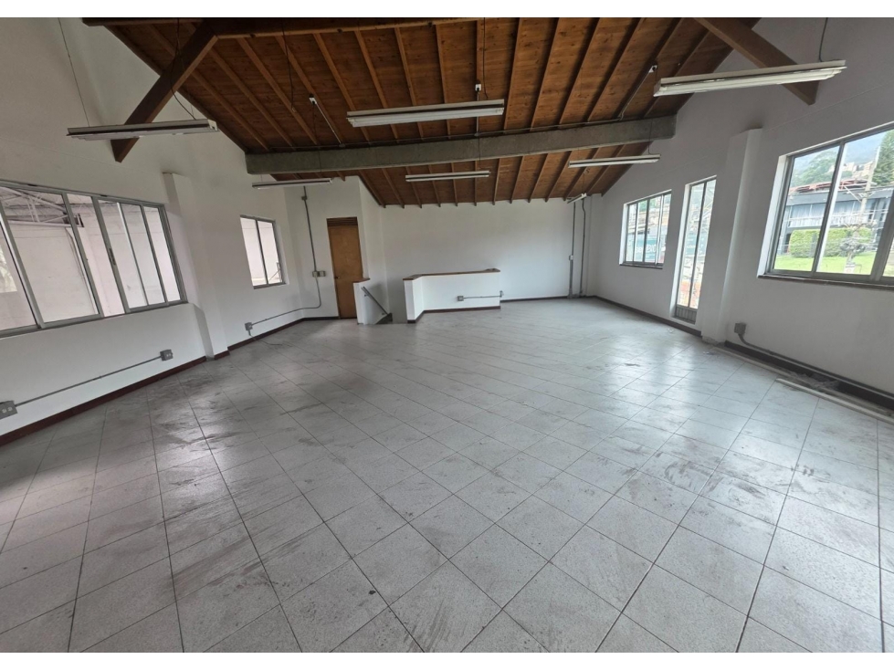 Bodega en Arriendo en La Estrella - 5
