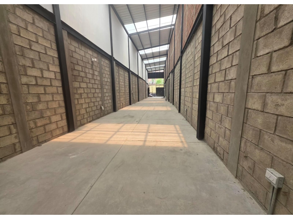 Bodega en Arriendo en Bello - 2