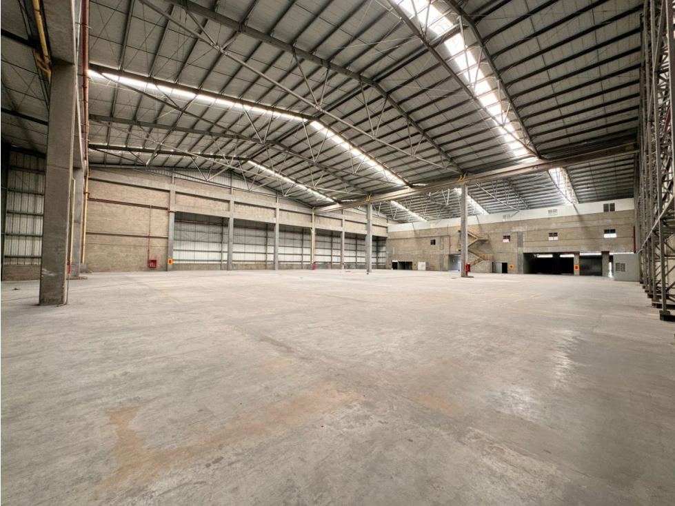 Arriendo Bodega en Guarne - 1