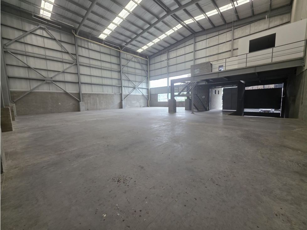 Bodega en Arriendo en Copacabana - 2